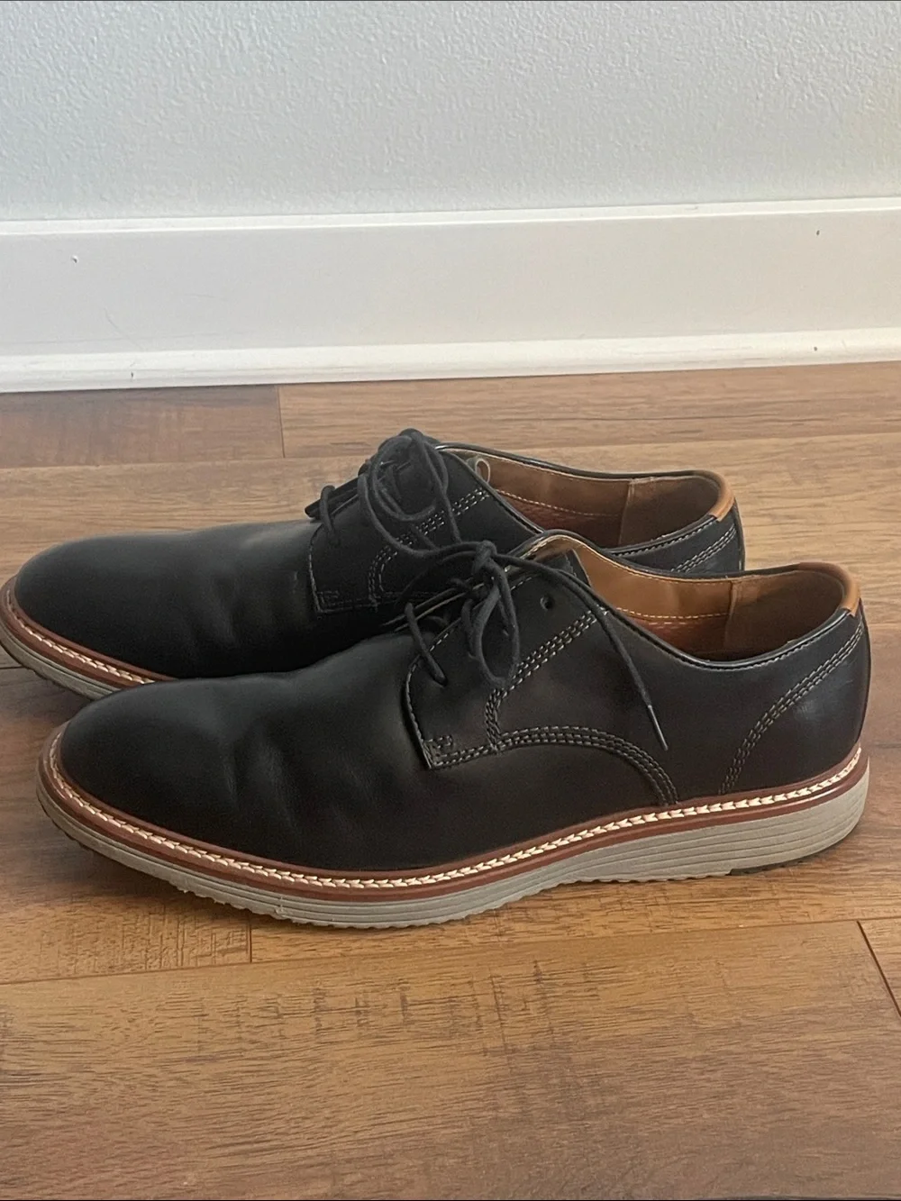 Johnston & Murphy Upton Leather Oxfords Size 9